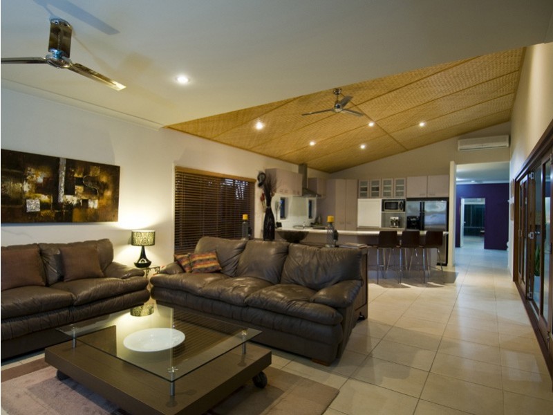 33 Ocean Park Dr, Dundowran Beach QLD 4655