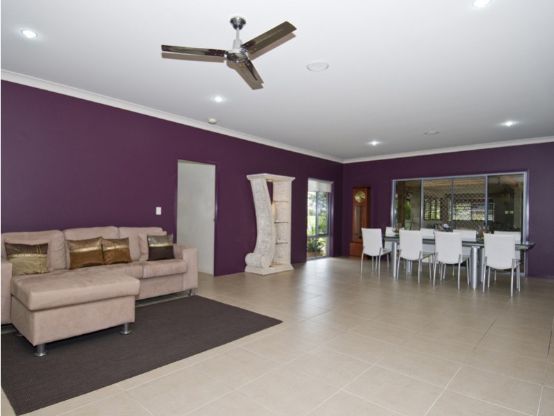33 Ocean Park Dr, Dundowran Beach QLD 4655
