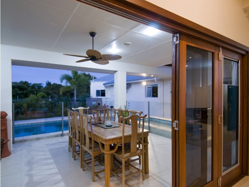 33 Ocean Park Dr, Dundowran Beach QLD 4655