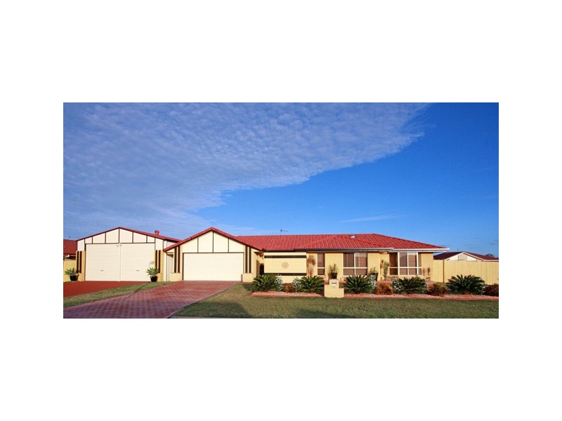 12 Lady Nelson DR, Eli Waters QLD 4655