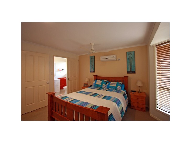 12 Lady Nelson DR, Eli Waters QLD 4655