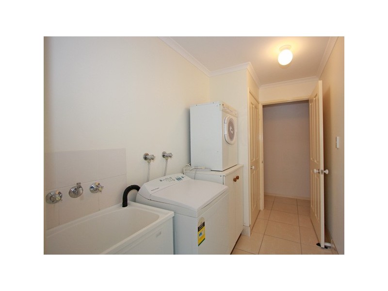 12 Lady Nelson DR, Eli Waters QLD 4655