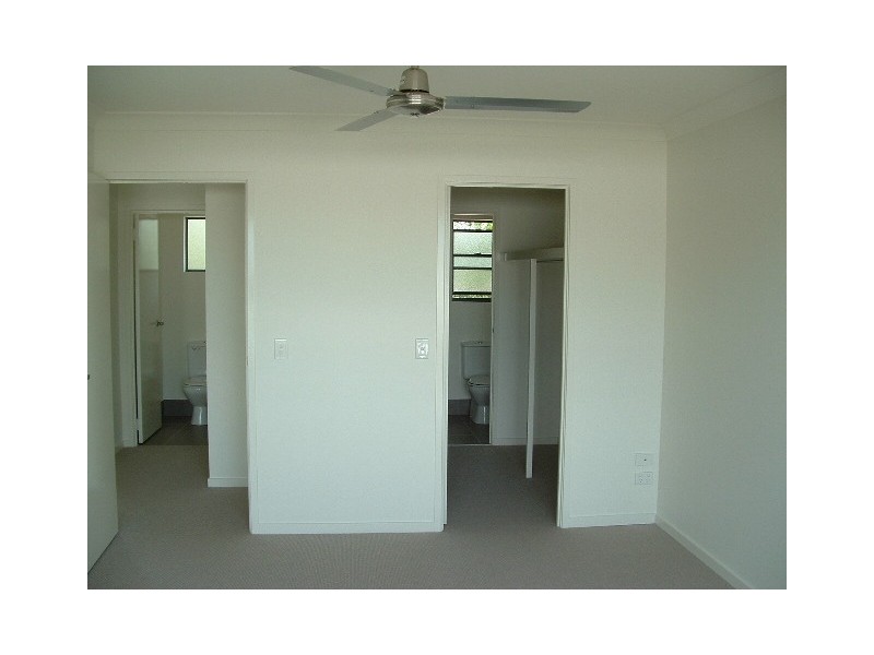 115 Torquay Road, Scarness QLD 4655