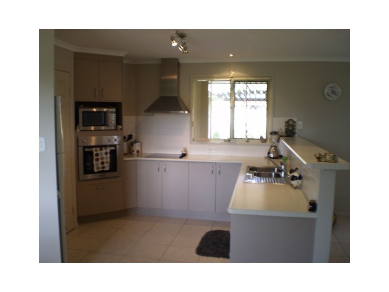 11 southfork cct, Burrum Heads QLD 4659