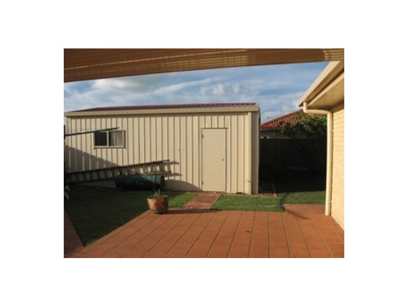 2 Sharyn Court, Point Vernon QLD 4655