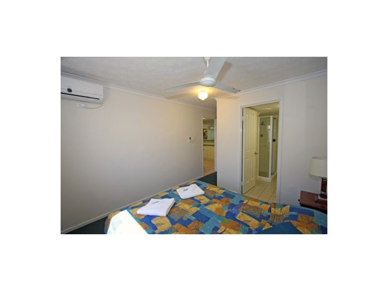 7/407 Esplanade, Torquay QLD 4655