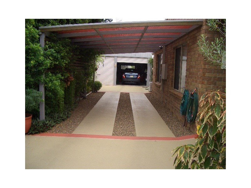 165 Kingfisher Pde, Toogoom QLD 4655