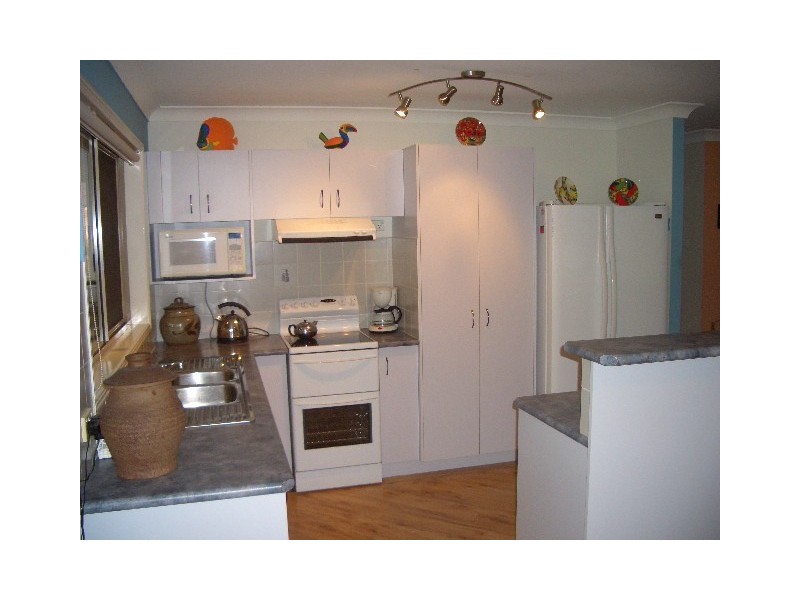 165 Kingfisher Pde, Toogoom QLD 4655