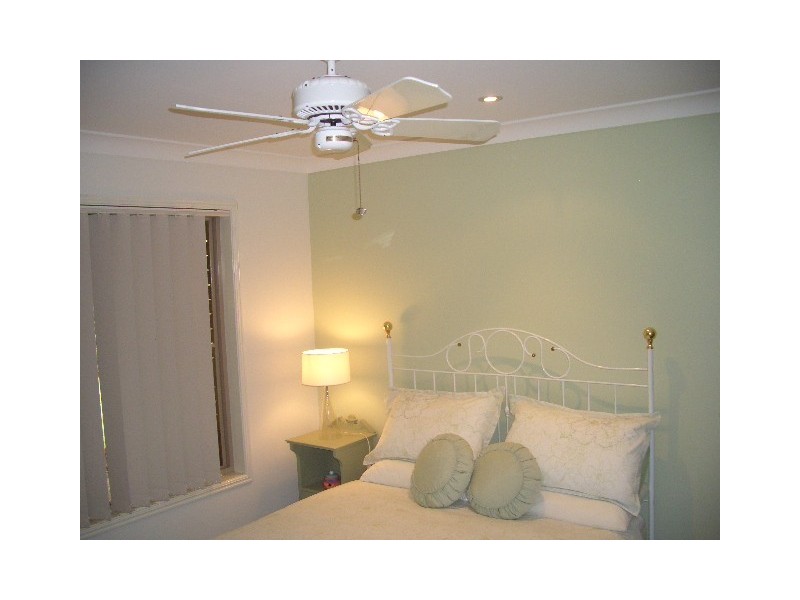 165 Kingfisher Pde, Toogoom QLD 4655