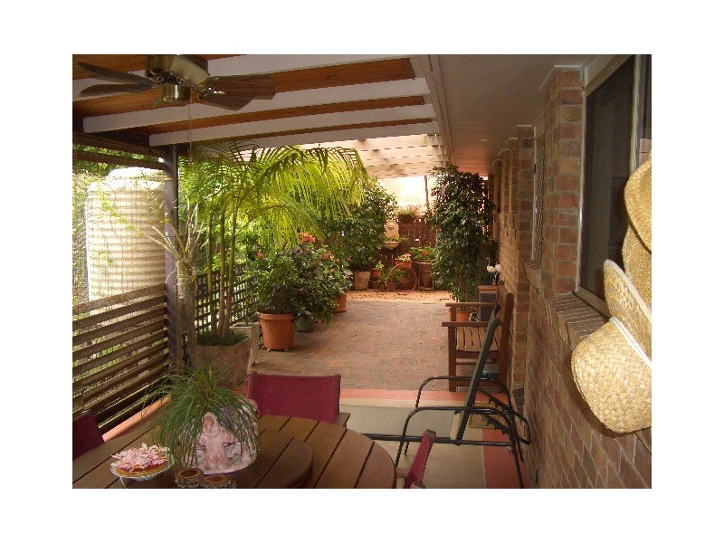 165 Kingfisher Pde, Toogoom QLD 4655