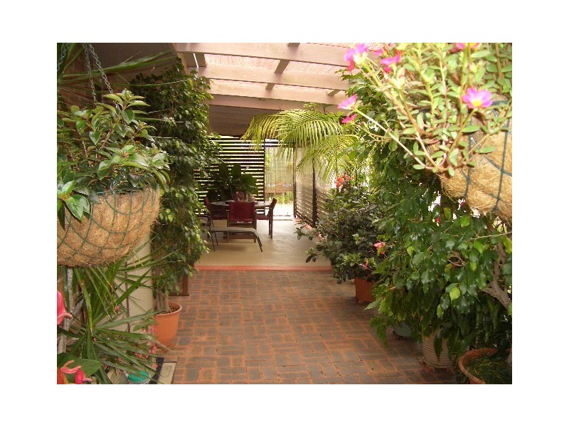 165 Kingfisher Pde, Toogoom QLD 4655