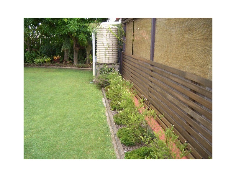 165 Kingfisher Pde, Toogoom QLD 4655