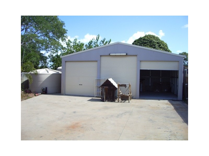 39 Shell Street, Urangan QLD 4655