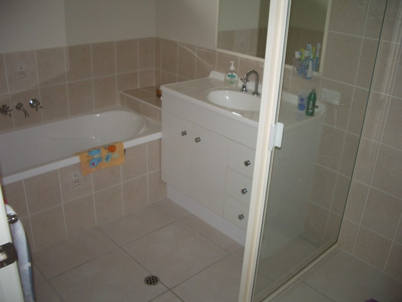 18 Conondale Court, Torquay QLD 4655