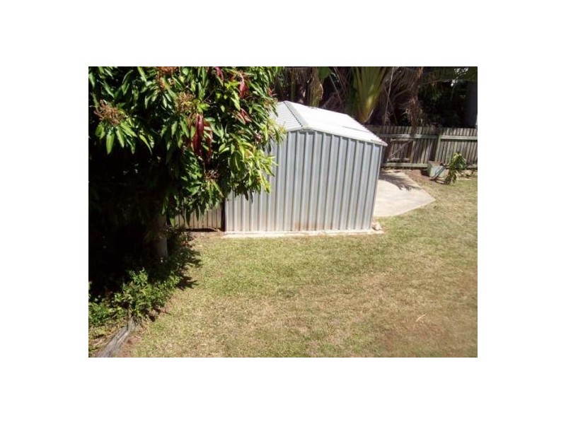 32 Banksia Street, Point Vernon QLD 4655