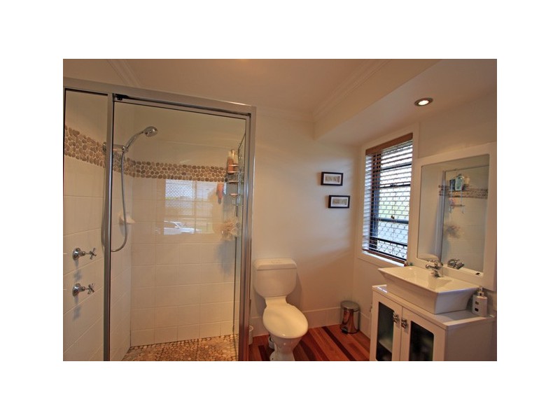 4 Heather Way, Urraween QLD 4655
