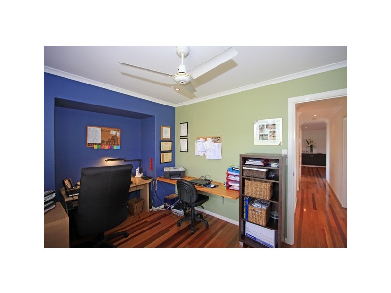 4 Heather Way, Urraween QLD 4655