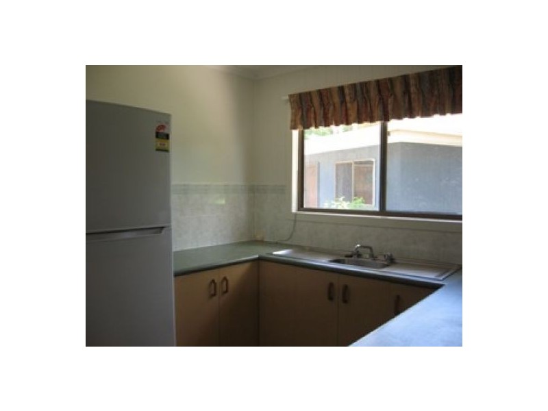 18/49 Elizabeth Street, Urangan QLD 4655