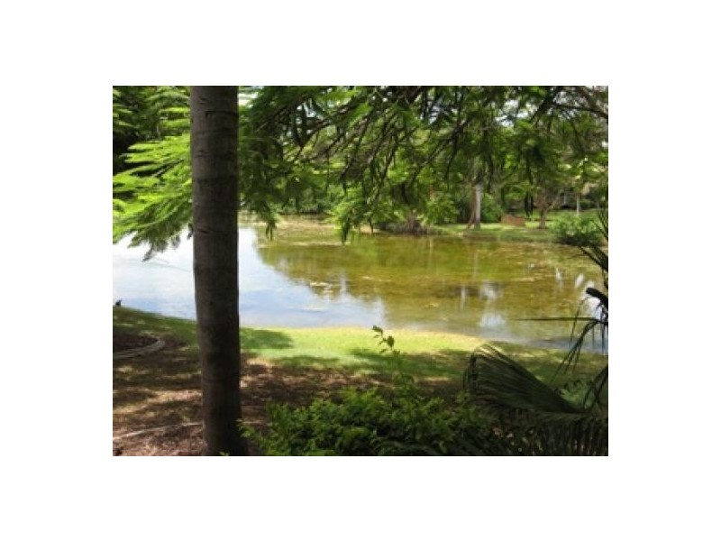 18/49 Elizabeth Street, Urangan QLD 4655