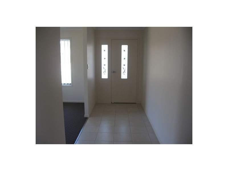 24 Topaz Circuit, Hervey Bay QLD 4655