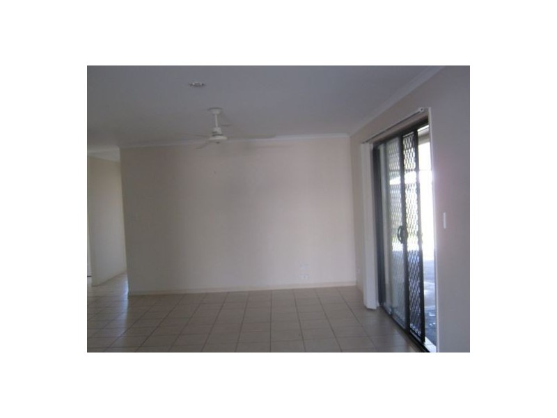 24 Topaz Circuit, Hervey Bay QLD 4655