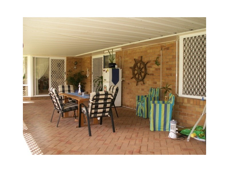 Eli Waters QLD 4655