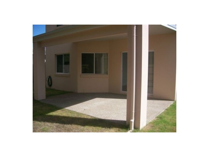 20 Wave Court, Hervey Bay QLD 4655