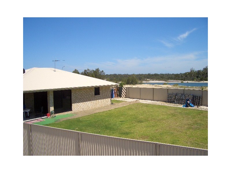 77 Beach Drive, Burrum Heads QLD 4659