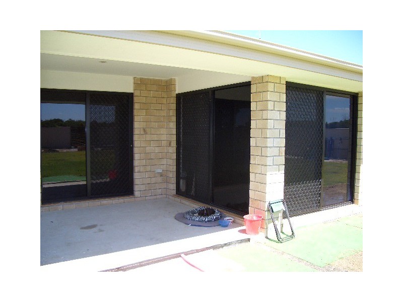 77 Beach Drive, Burrum Heads QLD 4659