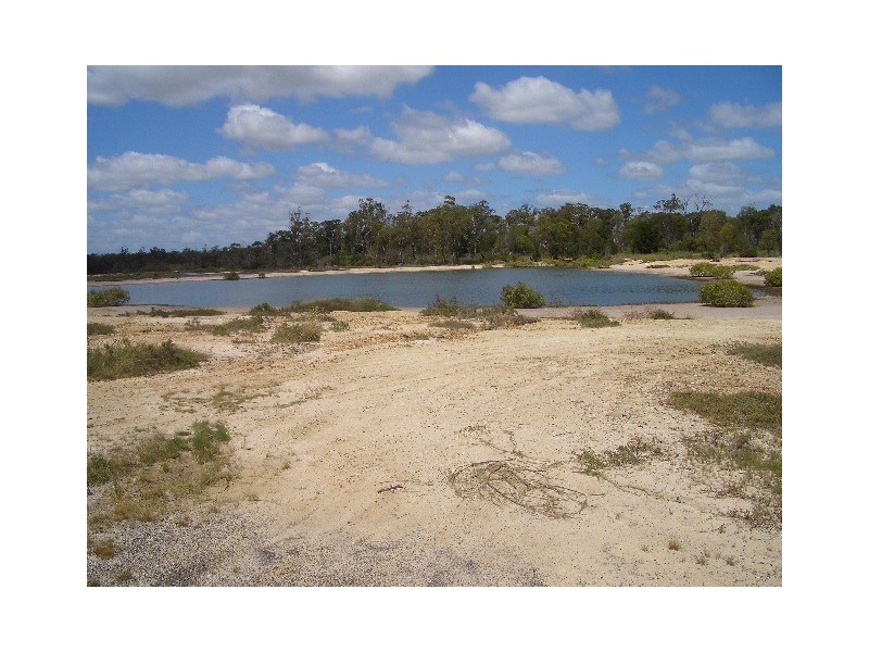 77 Beach Drive, Burrum Heads QLD 4659