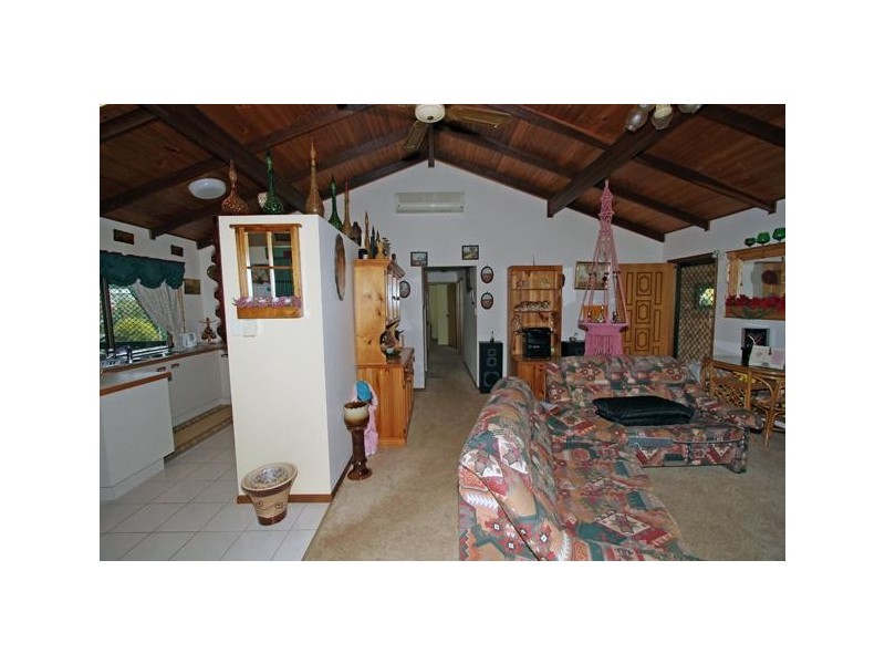 Point Vernon QLD 4655