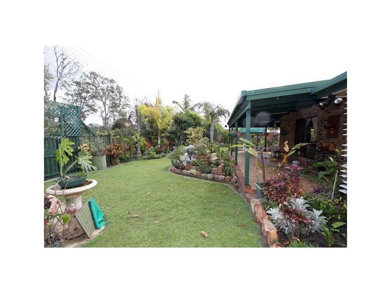 Point Vernon QLD 4655