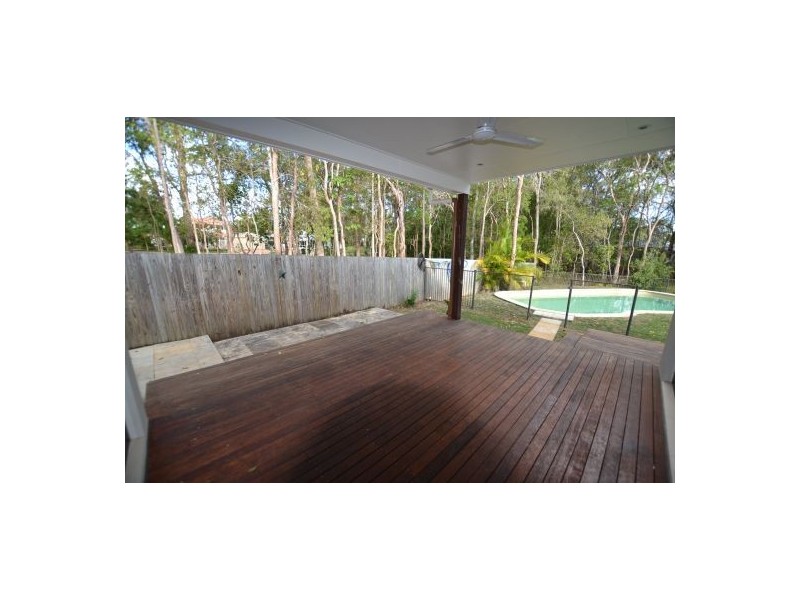 17 Parraweena Court, Point Vernon QLD 4655