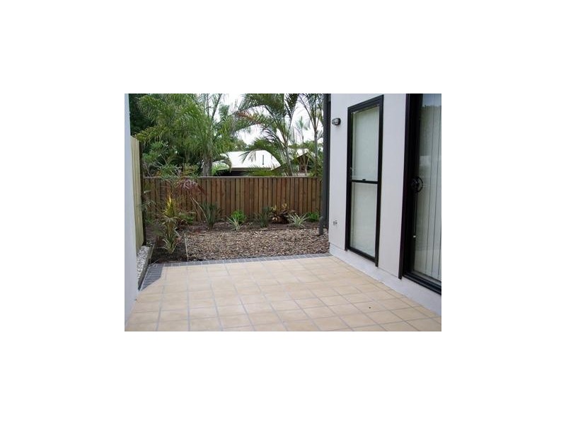 Unit 21/653-654 Seashells, The Esplanade, Urangan QLD 4655