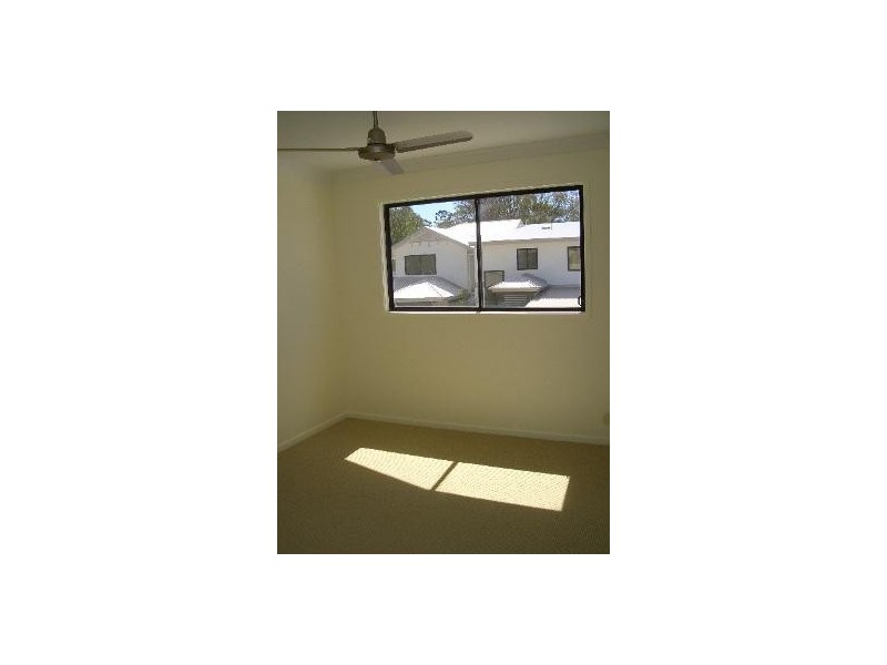 Unit 21/653-654 Seashells, The Esplanade, Urangan QLD 4655