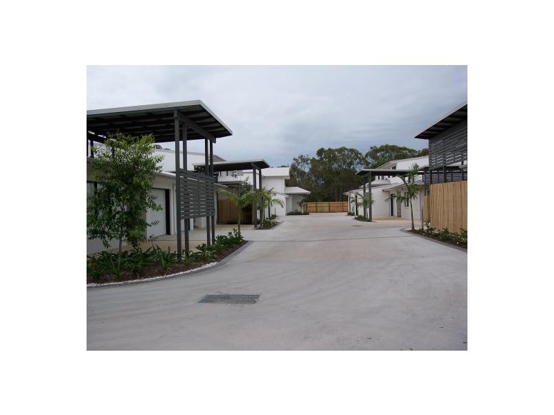 Unit 21/653-654 Seashells, The Esplanade, Urangan QLD 4655