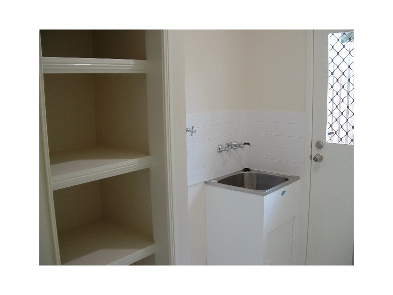 2 King Henry Court, Urangan QLD 4655