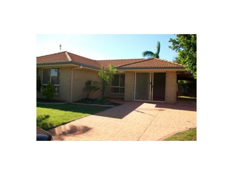 223 Dayman Street, Urangan QLD 4655