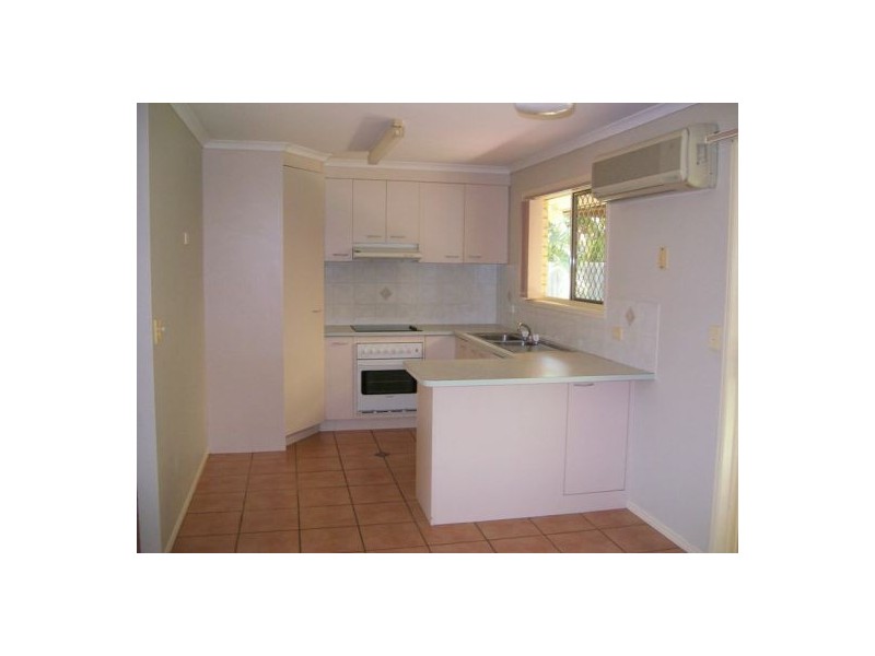 223 Dayman Street, Urangan QLD 4655