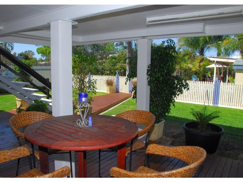 49 Mant Street. Point Vernon, Point Vernon QLD 4655