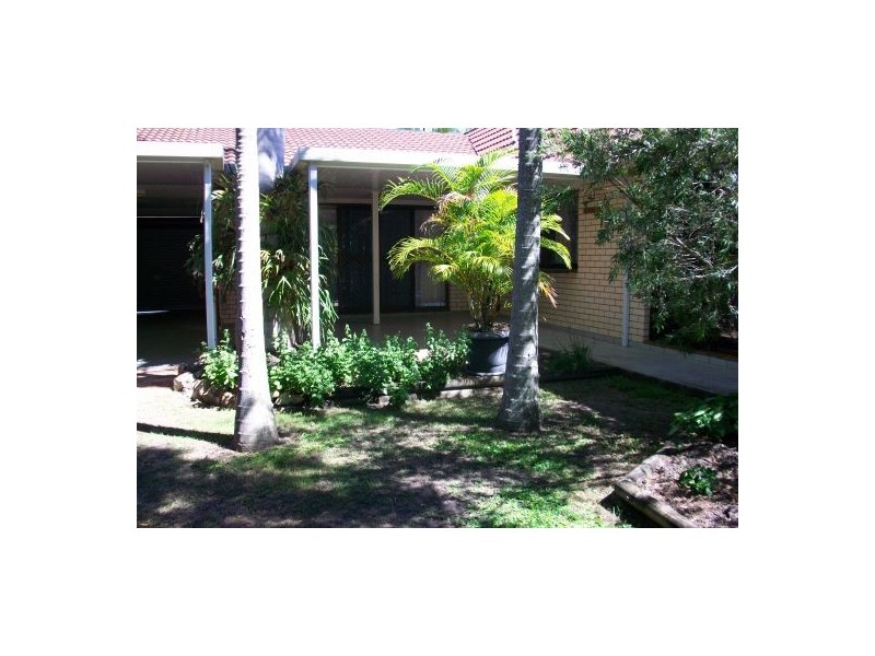 9 Mackenzie Crt, Pialba QLD 4655