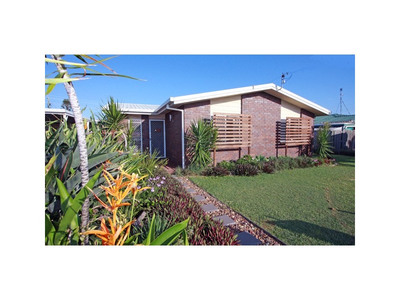 43 Sunset Crescent, Torquay QLD 4655