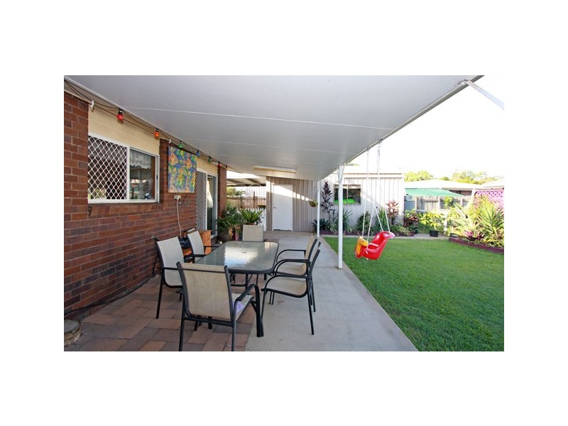 43 Sunset Crescent, Torquay QLD 4655
