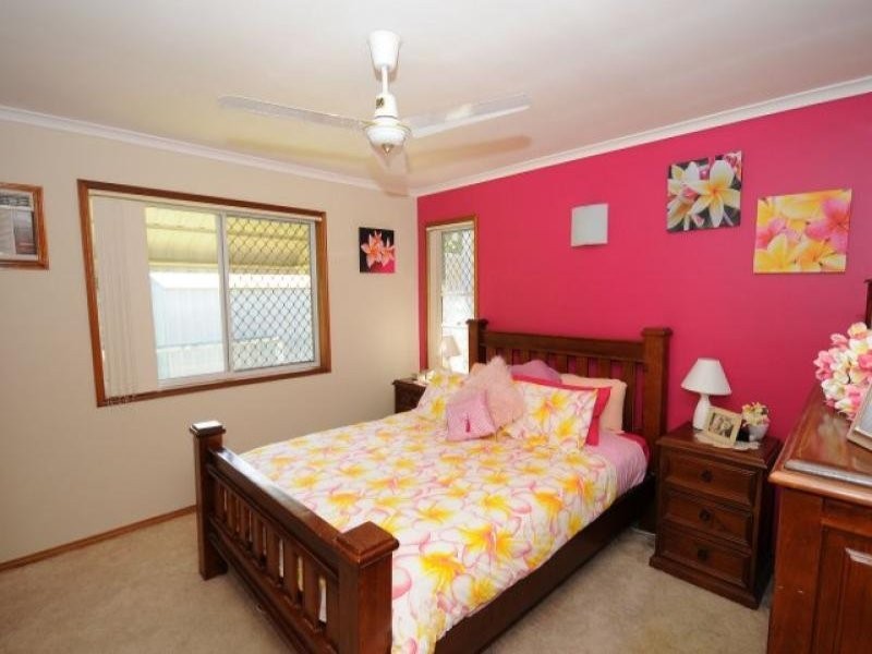 43 Sunset Crescent, Torquay QLD 4655
