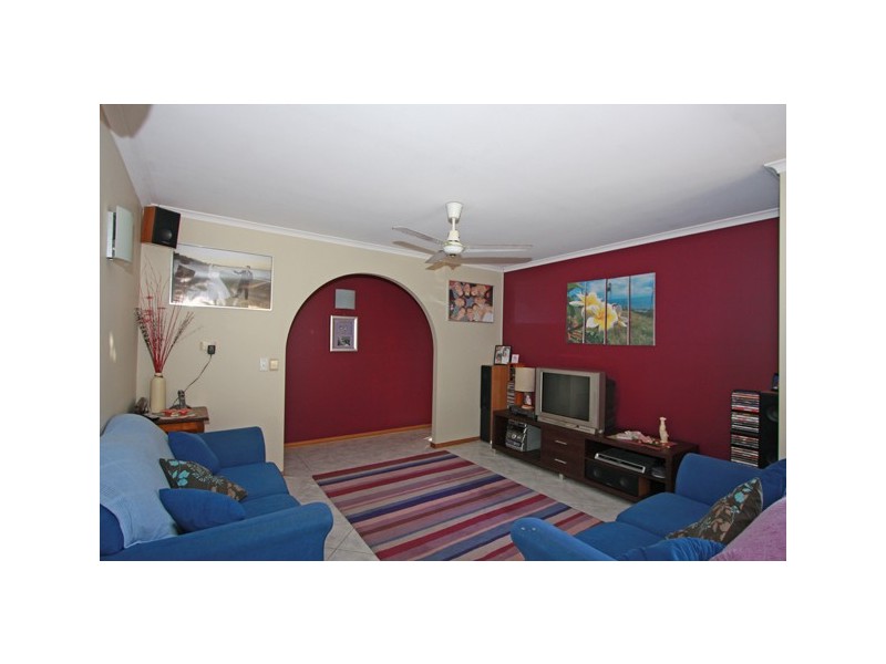 43 Sunset Crescent, Torquay QLD 4655