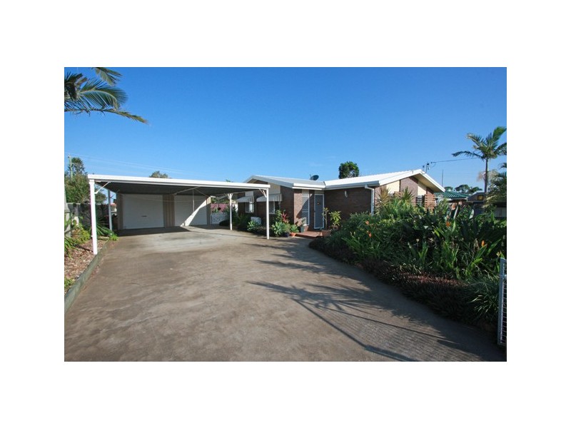 43 Sunset Crescent, Torquay QLD 4655