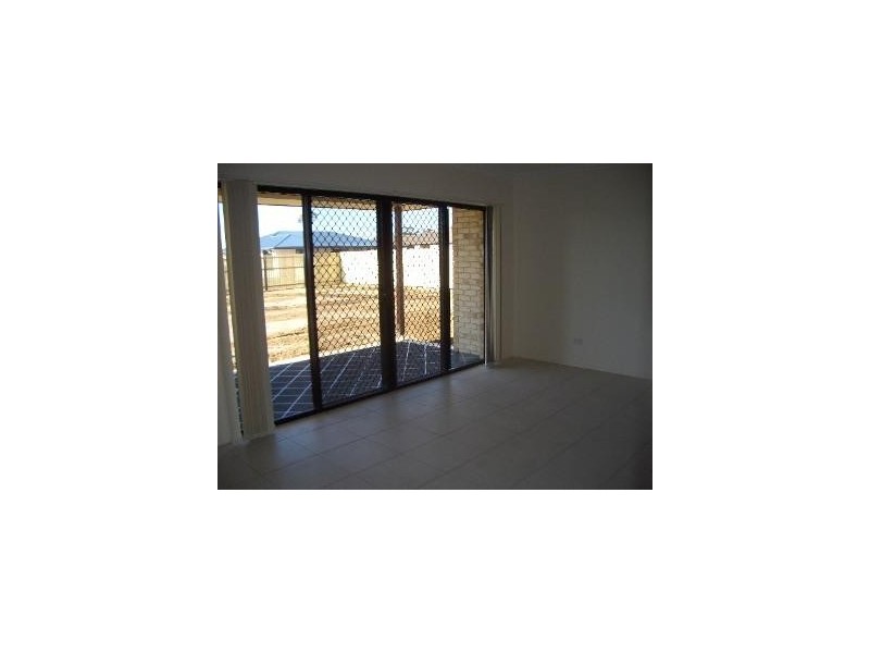 40 Yarrilee Circuit, Dundowran QLD 4655