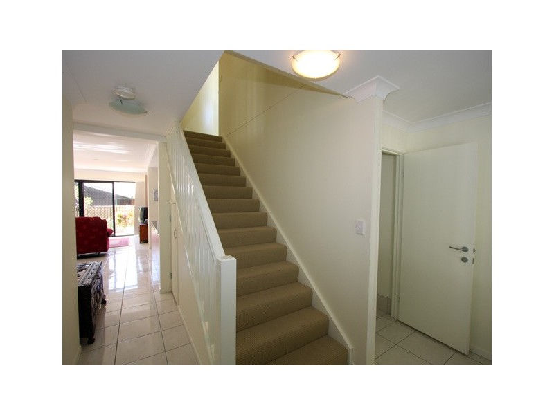 7/654 Esplanade, Urangan QLD 4655