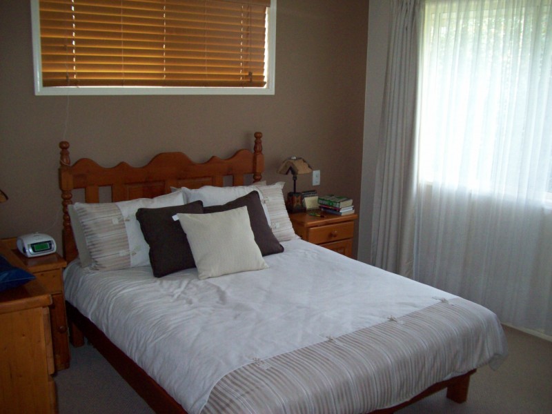 15 Faye Avenue, Scarness QLD 4655