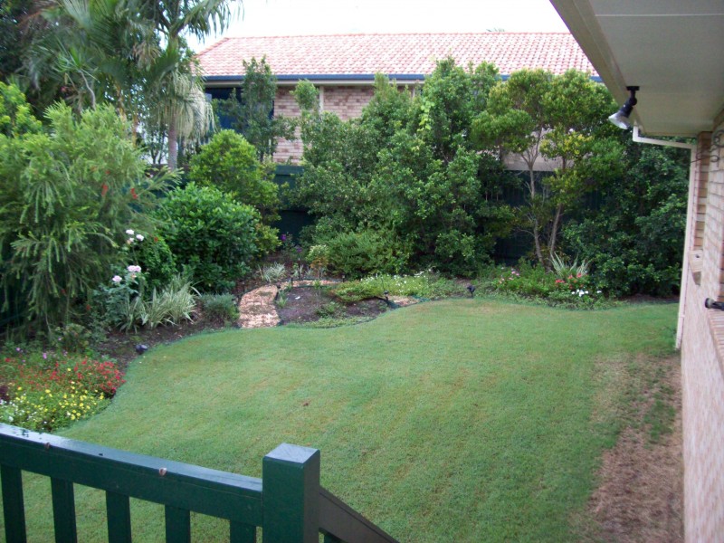 15 Faye Avenue, Scarness QLD 4655